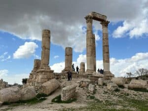 is jordan safe to travel?